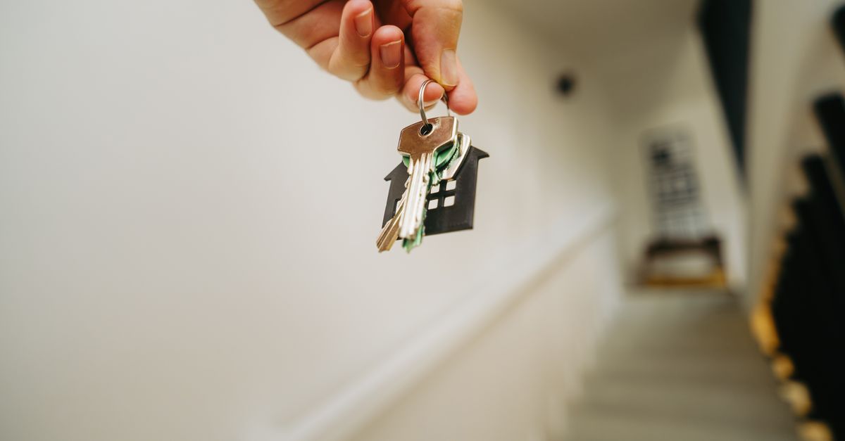 What Actually Happens When You Call Our Emergency Locksmith for a House Lockout — North York Key Guard Locksmiths
